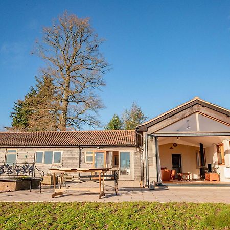 Host & Stay - Upperley Barn Бромярд Экстерьер фото